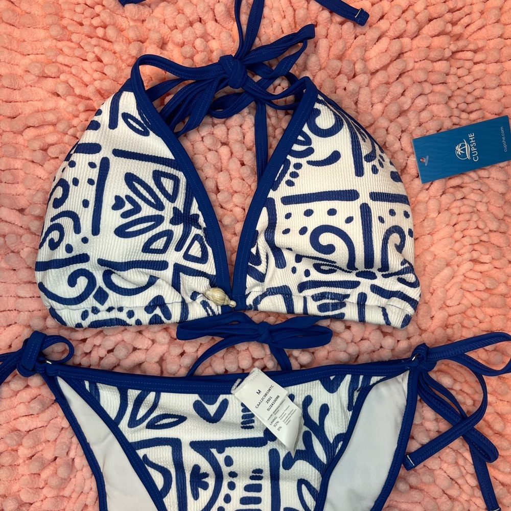 Cupshe Blue and White Bikini Set